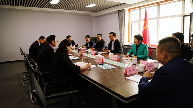 崇信县县委书记王锦一行到访完美（中国）文旅集团_副本.jpg