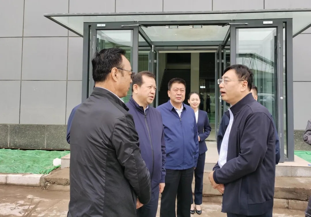 程晓波副省长调研指导完美（中国）文旅集团“祁连山1号冰川矿泉水”项目