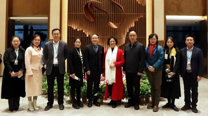 中国木偶艺术剧院院长赵永庄一行来访完美（中国）文旅集团